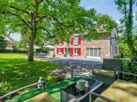 Stunning Home In Dangy With Wifi，位于Dangy的酒店