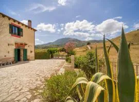 Awesome Home In Palazzo Adriano