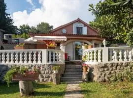 Beautiful Home In Rijeka With Kitchen