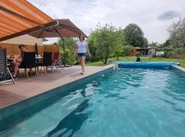 Villa avec piscine By Platinum Homes- capacité 8 personnes - Heillecourt