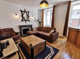 Appartement 3 chambres au cœur du Jura, idéal famille，位于萨兰莱班的酒店