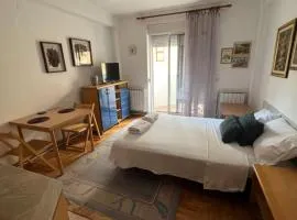 Charming Studio apt with parking