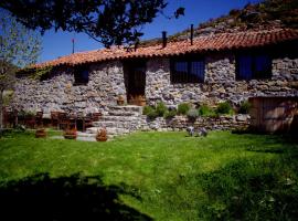 Riojania Vacatio Mountain，位于Munilla的木屋