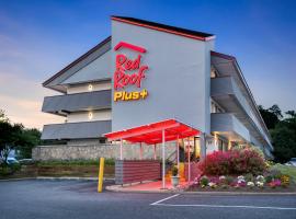 Red Roof Inn PLUS+ Baltimore-Washington DC/BWI Airport，位于林夕昆高地的酒店