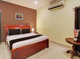 Hotel Ruma Near Nampally Railway Station，位于海得拉巴Abids的酒店