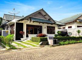 Puncak Villa Lotus D33，位于芝巴纳斯的酒店