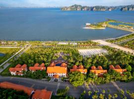 Tuan Chau Resort Ha Long，位于下龙湾的酒店