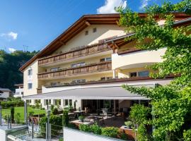 Saldur Small Active Hotel，位于斯卢德尔诺的酒店