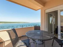 2 Bedroom Lovely Apartment In Obrovac