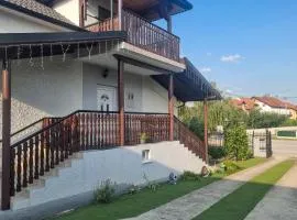 Amazing Home In Velika Mlaka With Wifi