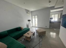 Appartement ain Zaghouan，位于El Aouina的酒店