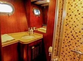 Luxury Hotel Boat in Bodrum Marina