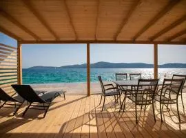 Amadria Park Deluxe Mobile Home
