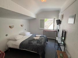 Hotel Le Taillon，位于加瓦尔尼的酒店