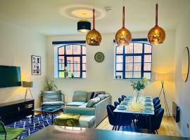 Twilight House -Wyndale Living- B'ham JQ Townhouse，位于伯明翰的酒店