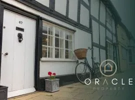 Rother Street Cottage by Oracle