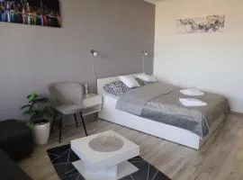 Üveghíd Apartman