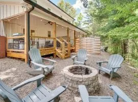 Luxury Helen Retreat | Hot Tub & Game Room