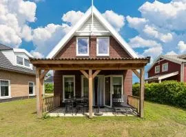 Waterside Retreat Sauna, Garden and Fishing Jetty
