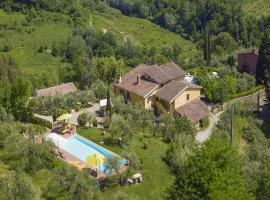 Casale Vittoria - Happy Rentals，位于Marti的酒店