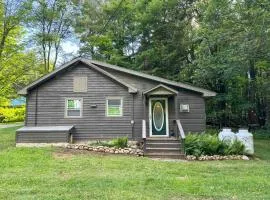 1 Mi to Brantingham Lake: New York Getaway!