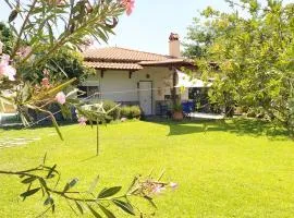 Summer House 150m from the beach for 5 persons.