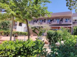 Akrotiri Apartments Pefki Evia，位于佩弗奇的酒店