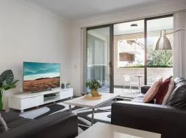 Spacious Two-Bedroom Apartment near Hospital