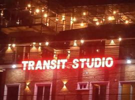 Transit Studio Katunayake，位于卡图纳耶克的公寓