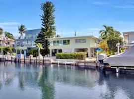 Delightful vacation home located in the popular Islamorada neighborhood of Port Antigua, home