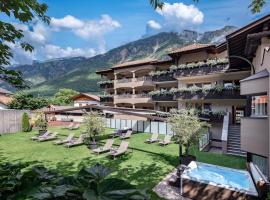 Hotel Kesslwirt，位于Ciardes的酒店
