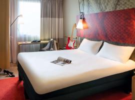 ibis Rueil-Malmaison Centre，位于吕埃尔-马尔迈松的酒店
