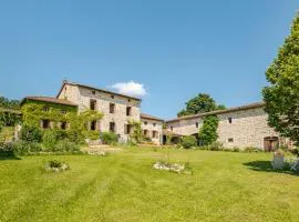 Charmante maison de famille au calme, 5 chambres, jacuzzi