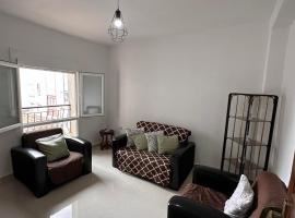 Appartement F3 Bouzaaroura Skikda，位于斯基克达的酒店