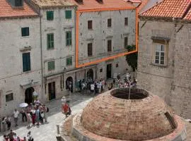 Klarisa Palace Rooms