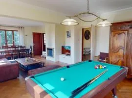 Grande Maison Spacieuse au Calme avec Cheminée