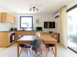 SELECT'soHOME - Superbe appartement pour 4 personnes à deux pas de la plage et des commerces de la Favière ! - ILOA-B01，位于博尔马斯·莱斯·米默萨斯的酒店