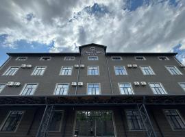 Grand Way Hotel，位于塔拉兹的酒店