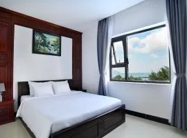 Quang Hưng Hotel