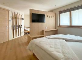 Alpine Rooms and Suites Livigno - Camana Noa -，位于利维尼奥的酒店