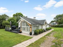 Holiday Home Bjørnsknudevej Juelsminde Iii，位于尤尔斯明讷的酒店