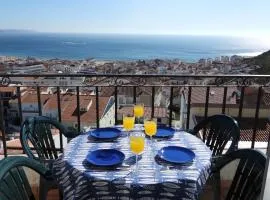 Atlantic Dream View - Apartment for 4 with amazing sea views in great location