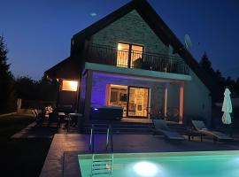 Gorska Vila Lokvarsko jezero，位于洛克维的酒店