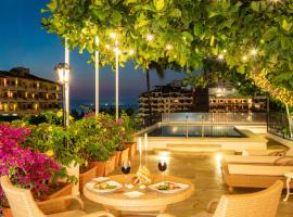 Hotel Casa Dona Susana by Los Arcos，位于巴亚尔塔港的酒店