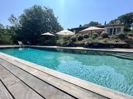 Villa 4 chambres avec piscine privée dans la verdure - FR-1-726-36