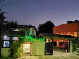 伊利亚斯帕斯尔酒店