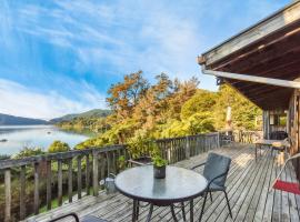 Moetapu Bay Bliss - Marlborough Sounds Retreat，位于皮克顿的酒店