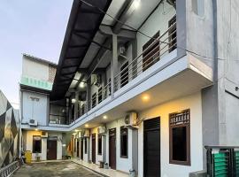 RedDoorz Syariah near Mall Of Serang，位于Kumprung的酒店