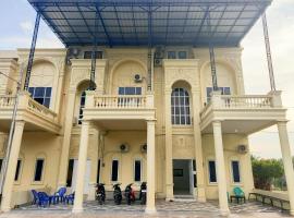 RedDoorz Syariah at Sungai Pinang Muara Bungo，位于Muarabungo的酒店