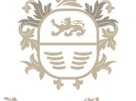 Domus Clara - guest house Venosa，位于韦诺萨的酒店